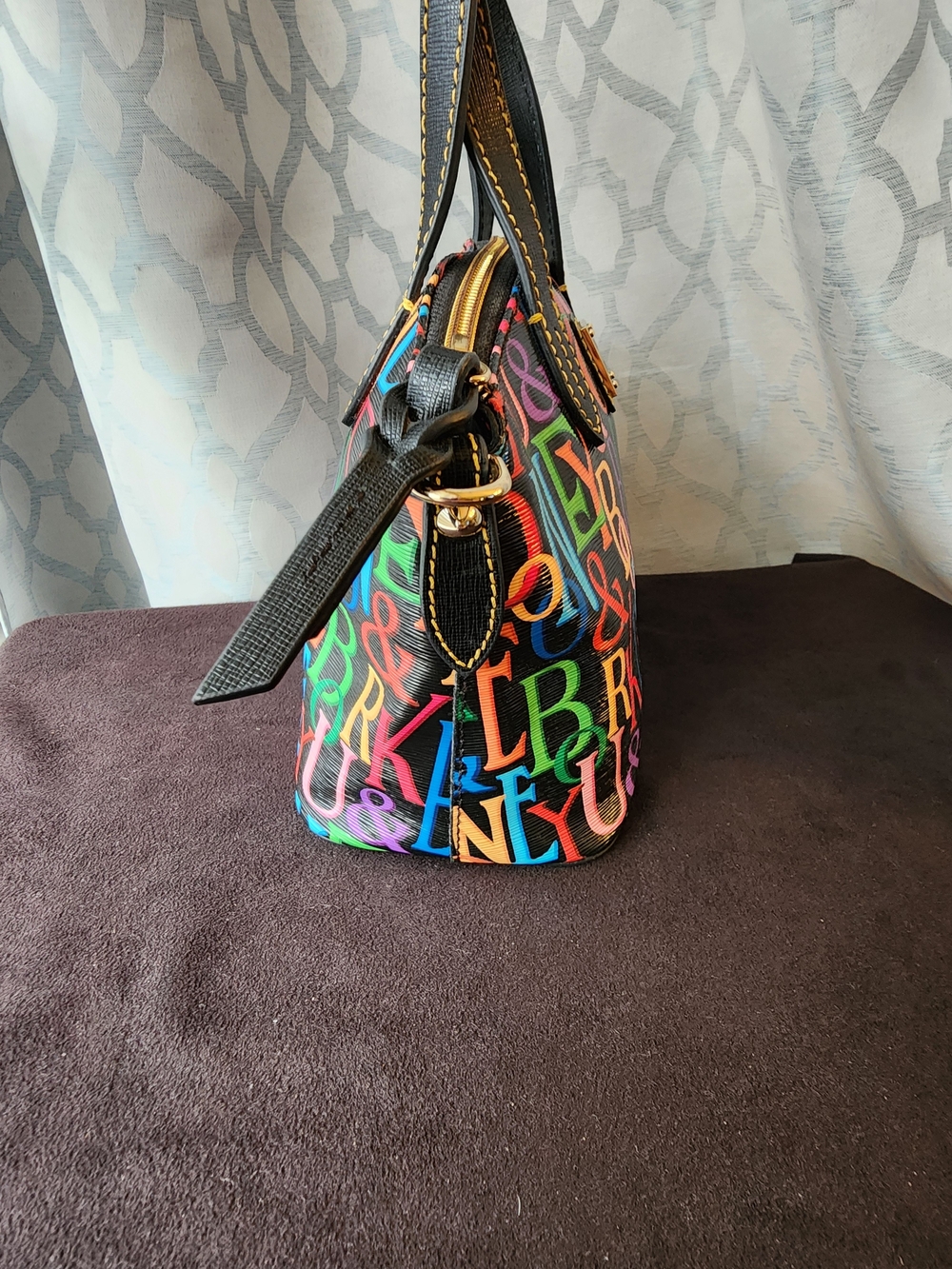 Rare Dooney & Bourke Retro Grafica Doodle Y2K Ruby Mini Domed Satchel Handbag - Picture 4 of 5
